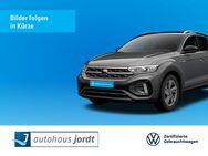 VW Golf, 1.0 TSI VII Join, Jahr 2018 - Schleswig