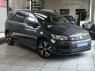 VW Touran 1.5 TSI Highline R-Line DSG 7Sitzer - Berlin