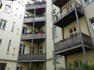 Ruhige 2 Zi. Wohnung mit Balkon im Friedrichshainer Kiez zu kaufen. - Berlin