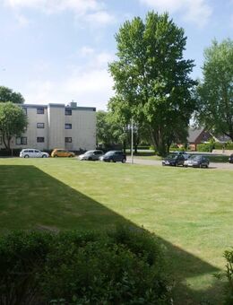 Etagenwohnung in Husum - mietfrei - 2 Zimmer mit Süd-Balkon zu verkaufen! - Husum (Schleswig-Holstein)