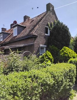 ***BÜSCHER IMMOBILIEN*** Charmantes, vermietetes, teilweise renoviertes und modernisiertes Reihenendhaus mit Garage - Gronau (Westfalen)