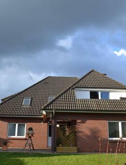 ***GEMÜTLICHE WOHNUNG MIT BALKON UND KAMIN IN ROSENGARTEN-NENNDORF*** - Rosengarten (Niedersachsen)