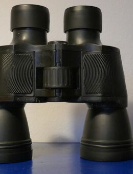 Fernglas - Bayreuth Zentrum