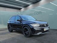 VW Tiguan, 2.0 TDI R-Line, Jahr 2024 - München