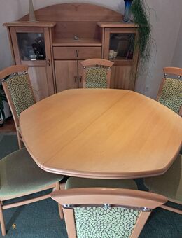 Esszimmer kompl. Tisch, 6 Stühle, Vitrinenschrank - Sigmaringen