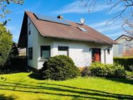Familienfreundliches Haus in Bondorf mit tollem Grundstück - Bondorf