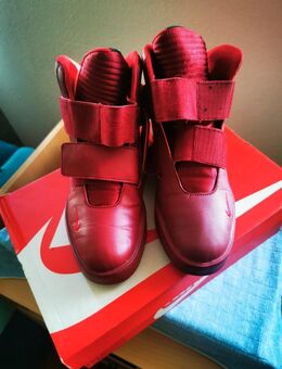 Nike Flysterpper 2K3 sport u.Freizeit Schuh für Herren in Größe 41 - München