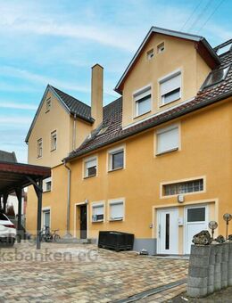 Charmantes Einfamilienhaus mit vermieteter Einliegerwohnung - Willkommen in Ihrer neuen Immobilie - Gäufelden