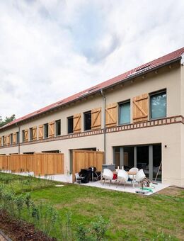 Reihenhaus direkt am Waldrand mit Terrasse und Garten - Beelitz