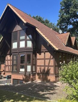 Kiebitzreihe bei Elmshorn-Fachwerkhaus mit Einliegerwohnung im Souterrain mit insgesamt 8 Zimmern - Kiebitzreihe
