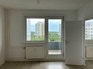 Hübsche Familienwohnung mit Aufzug und Balkon sucht neue Mieter! - Berlin