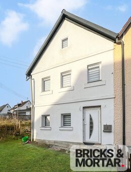 Kernsanierte Doppelhaushälfte in Altenplos - Heinersreuth