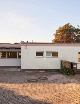 **WG Geeignet** Vollmöbliertes Einfamilienhaus mit Garten, Garage in ruhiger Lage - Darmstadt