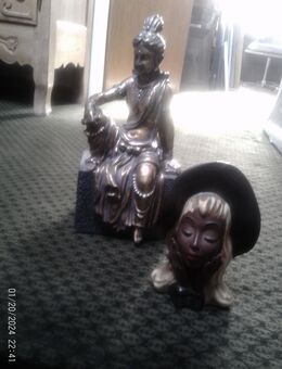 Cortendorf 3443 Sandfigur Spanierin Hände stützen Ihr Gesicht" um 1950 H:19 cm - Sternenfels