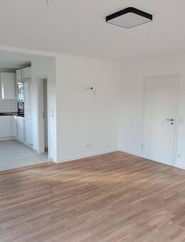 Frisch sanierte, sonnige 3 Zimmer Wohnung in ruhiger Wohnanlage von Rotthalmünster - Rotthalmünster