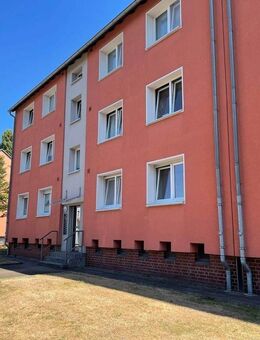 Bei VIVAWEST die Sonnenstrahlen auf dem eigenen Balkon genießen. - Essen
