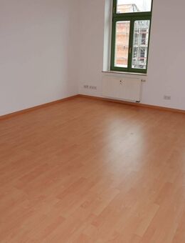 2. OG in Küchwaldnähe - Laminat + Bad mit Fenster ! frei ab 1.12.25 - Chemnitz