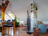 Großzügige 2-Zimmer-Maisonettewohnung mit Garage in denkmalgeschützter Stadtvilla in zentraler Lage von Kehl - Kehl