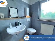 VR IMMO: Sonnige Aussichten: Helle Terrassenwohnung mit modernem Flair! - Werdohl