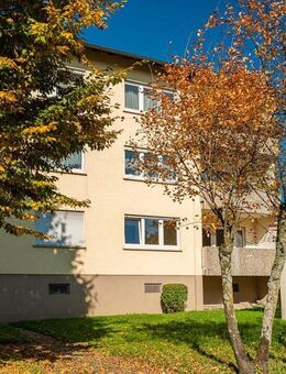 Im Hochparterre-Geschoss mit Balkon! - Emmendingen