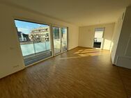 sofort bezugsfrei - Exklusive 2 Zimmer- Dachgeschosswohnung mit umlaufender Dachterrasse - Dresden