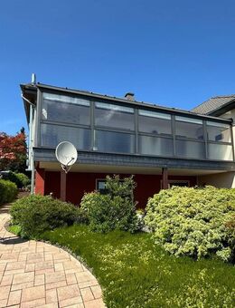 Freistehendes Einfamilienhaus mit Wintergarten in schöner Lage! - Burbach (Rheinland-Pfalz)