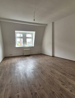 große 1 Raum Wohnung 54qm - Zeitz