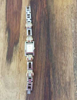"Guess" original Armbanduhr - München Moosach