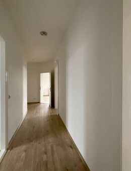 Tolle 5-Zimmer-Wohnung in Bremerhaven! Zu sofort! - Bremerhaven