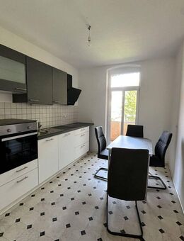 Vollständig möblierte 2 Raum Etagenwohnung mit Tageslichtbad - Görlitz