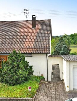 Split-Level-DHH mit Garten, Garage & Ausbaupotenzial in ruhiger Lage von Heilbronn-Kirchhausen - Heilbronn