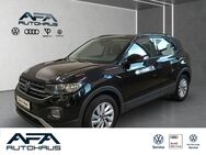 VW T-Cross, 1.0 TSI Life DC, Jahr 2023 - Gera