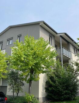 Helle, sofort beziehbare 3,5-Zimmer-DG-Wohnung mit Balkon u. TG-Stellplatz - Weil (Rhein)