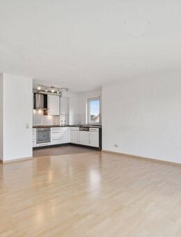 Lichtdurchflutete 2,5-Zi.-Maisonette mit 2 TG-Stellplätzen in ruhiger Lage von Bad Homburg-Kirdorf - Bad Homburg (Höhe)