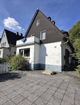 Charmantes Einfamilienhaus mit Cityblick in zentrumsnaher Lage - Siegen (Universitätsstadt)