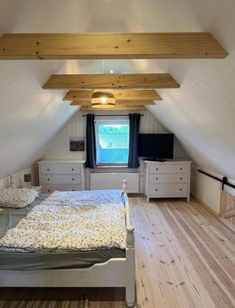 Kompaktes Einfamilienhaus mit Dachterrasse in ruhiger Wohnlage - Oldersbek