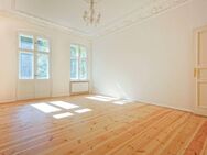 Hochkarätiges Altbaujuwel im Kollwitz-Kiez! 4-Zi-Wohnung mit hohen Decken & Balkon in Top-Lage - Berlin