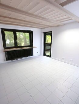 Große Doppelhaushälfte mit viel Platz! - Benningen