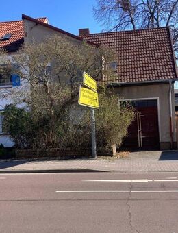 Kleines sanierungsbedürftiges Stadtwohnhaus im Zentrum von Köthen - Köthen (Anhalt)