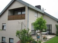 Waldkappel OT Bischhausen- Gepflegtes Einfamilienhaus mit ausgebautem Dachgeschoss - Waldkappel