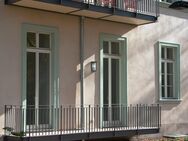 Schmuckstück mit kleinem Garten - Berlin