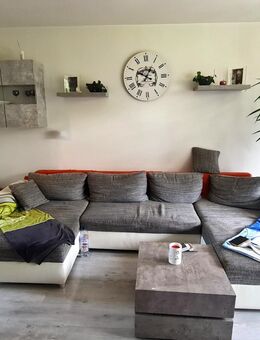 Attraktive 3-Zi.-Wohnung mit Fahrstuhl und Stellplatz in Plauen! - Plauen