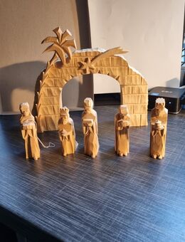 Erzgebirge Krippe handgeschnitzte Figuren Krippenfiguren - Glauchau