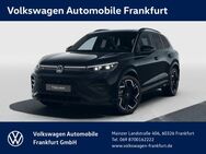 VW Tiguan, R-Line, Jahr 2022 - Frankfurt (Main)