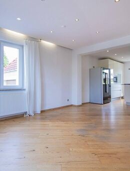 Gemütliche Wohnung in Form einer Doppelhaushälfte mit Garten in Erzingen - Klettgau
