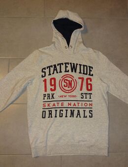 Jungen-Kapuzenpullover zu verkaufen *Größe 182* (STATEWIDE 1976) - Walsrode
