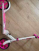 Mädchen Roller neu rosa in 99974