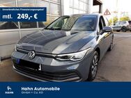 VW Golf, 1.0 TSI VIII Active, Jahr 2021 - Böblingen