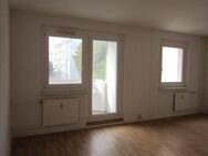 3-Raum-Wohnung mit Balkon - Crimmitschau