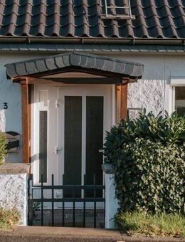 Seedorf: Doppelhaushälfte mit Seeblick und Steg - wohnen, wo andere Urlaub machen! - Seedorf (Landkreis Herzogtum Lauenburg)